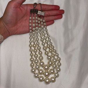 Fashion pearl necklace